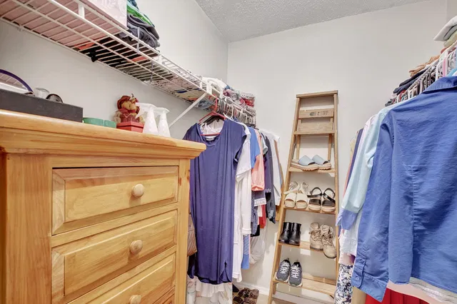 Residence photo 22