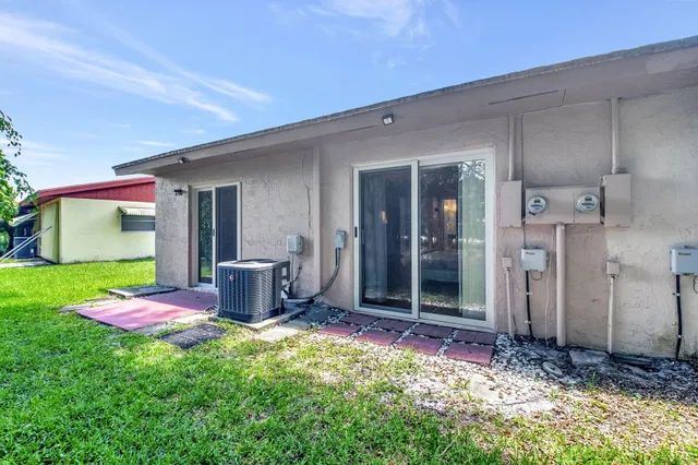 Residence photo 29