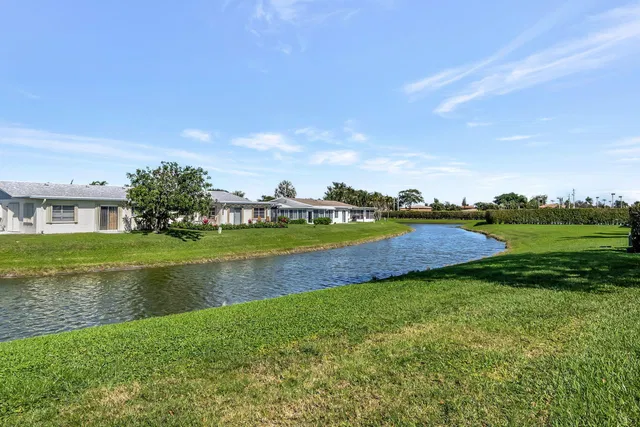 Residence photo 48