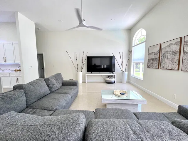 Paddock Park Residence photo 11