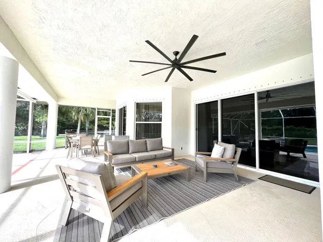 Paddock Park Residence photo 12