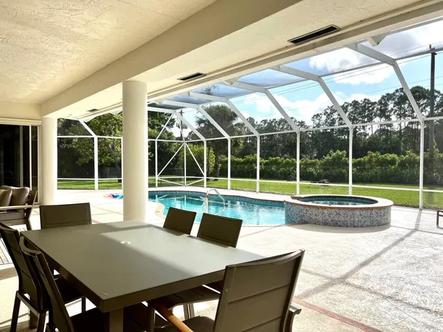 Paddock Park Residence photo 14