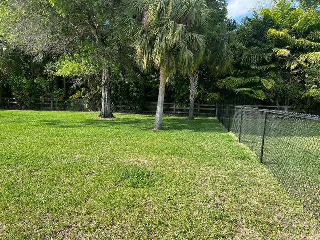 Paddock Park Residence photo 25