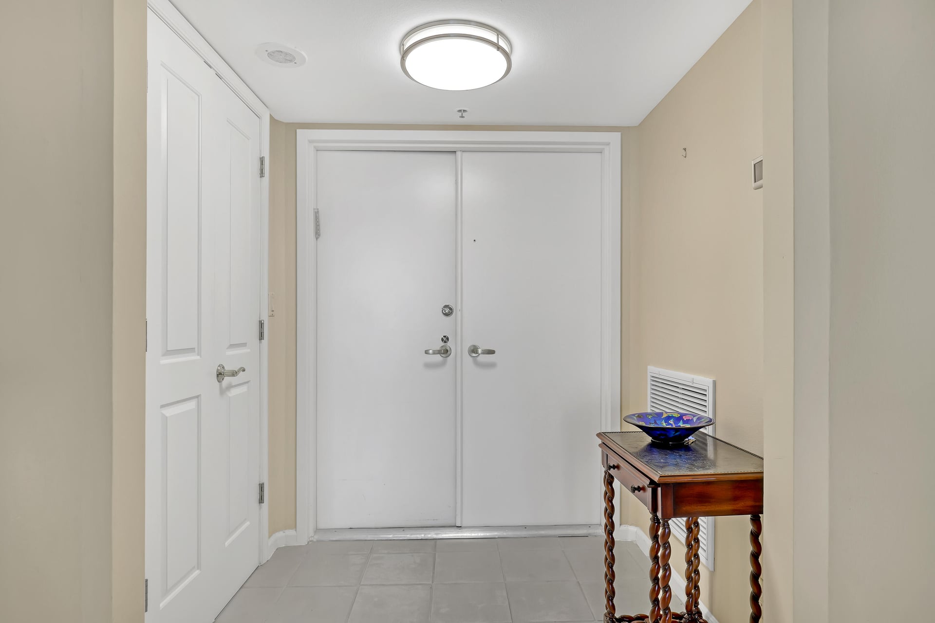 Corniche Singer Island Unit 703 photo 4