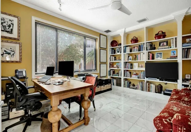 Frenchman's Creek Residence photo 17