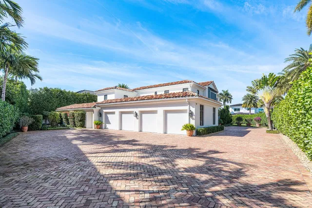 Royal Palm Yacht and Country Club Residence photo 7