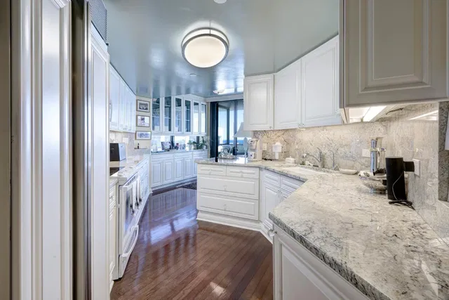 The Plaza of The Palm Beaches Unit 21a photo 8