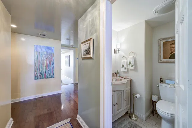 The Plaza of The Palm Beaches Unit 21a photo 10