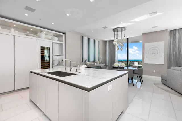 The Bristol Palm Beach Unit 1502 photo 17