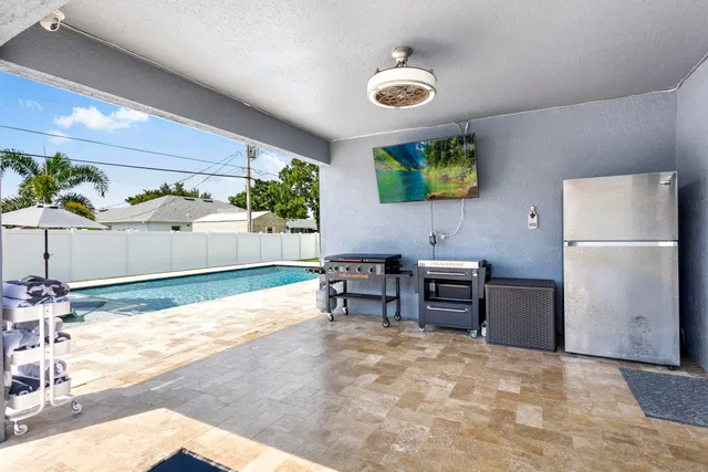 Residence photo 9