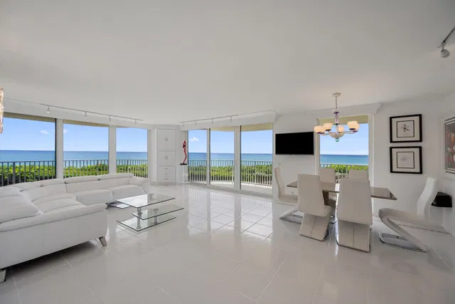 3360 S Ocean Boulevard #2eii