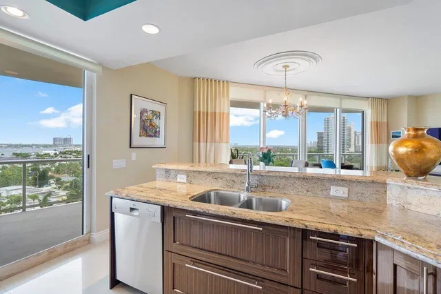 Ritz Carlton Residences Singer Island Unit 606b photo 7