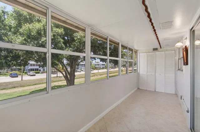 Residence photo 21