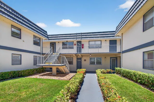 Residence photo 24