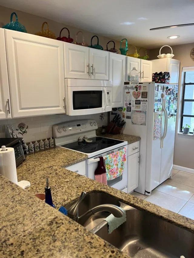 Unit 38c photo 9