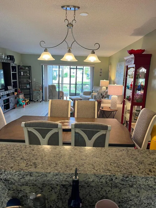 Unit 38c photo 10