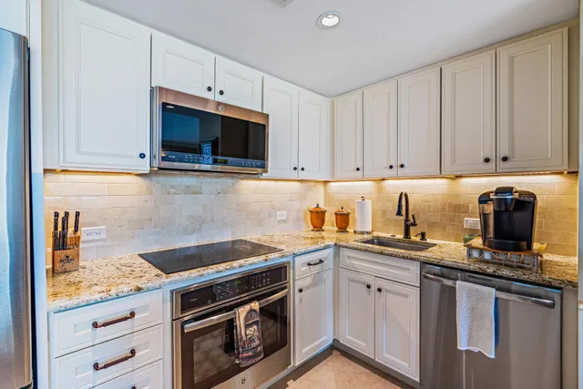Island House Condos Unit 6f photo 6