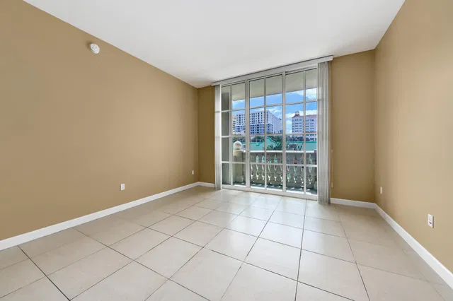 The Whitney Unit 202 photo 6