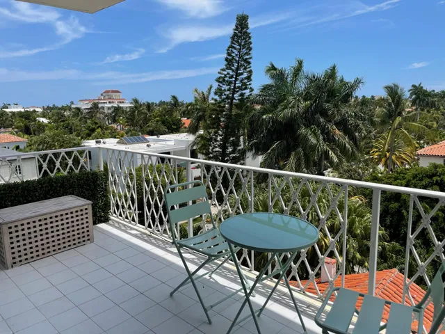 434 Chilean Avenue #6b