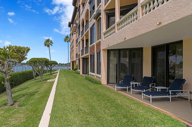 L'Ermitage Palm Beach Unit 101 photo 9