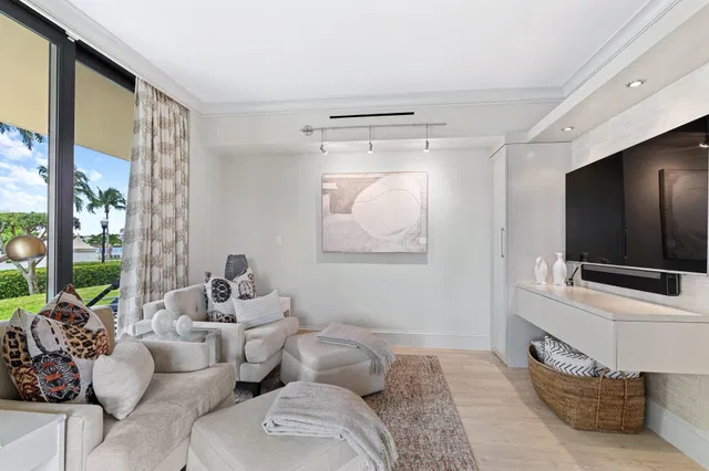 L'Ermitage Palm Beach Unit 101 photo 17