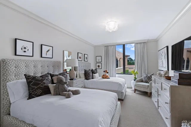 L'Ermitage Palm Beach Unit 101 photo 21
