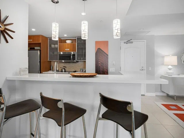 The Whitney Unit 531 photo 10