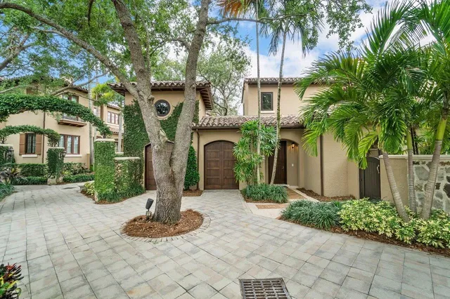 Bear's Club Residence photo 5