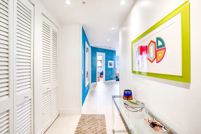 Villa Lofts Unit 903 photo 3