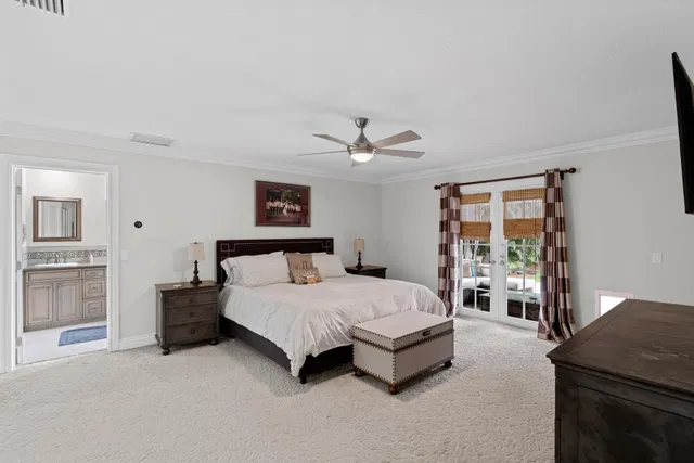 Residence photo 16