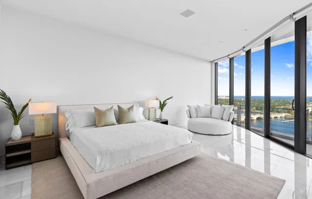 Bristol Palm Beach Unit 1703 photo 10