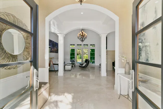 Trump National Jupiter Residence photo 9