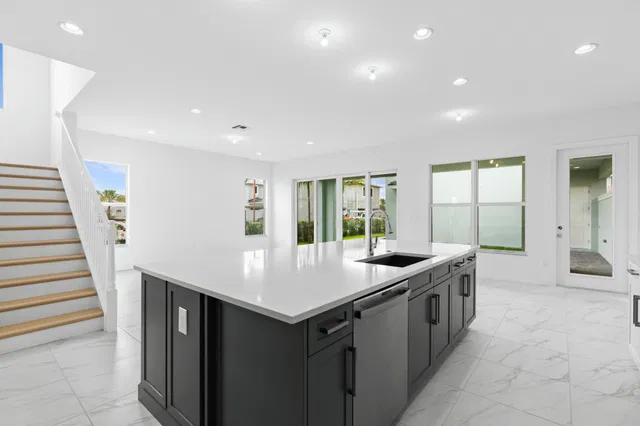 Alton Homes Palm Beach Gardens Residence photo 9