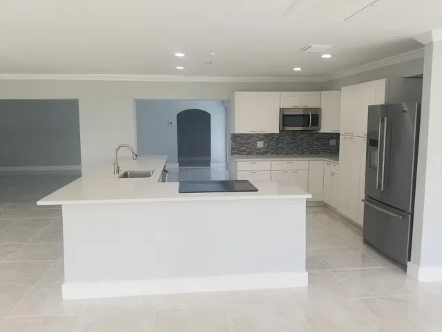 Residence photo 5