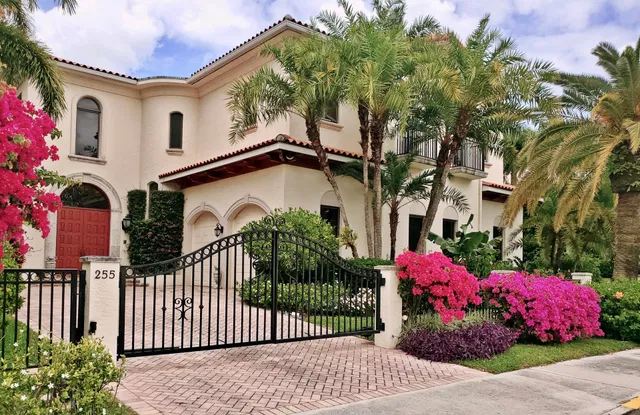 255 Seminole Avenue