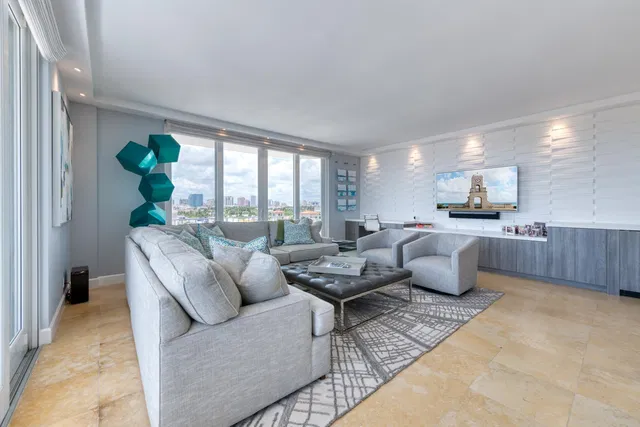 Winthrop House Condos Unit Ph 17 photo 6