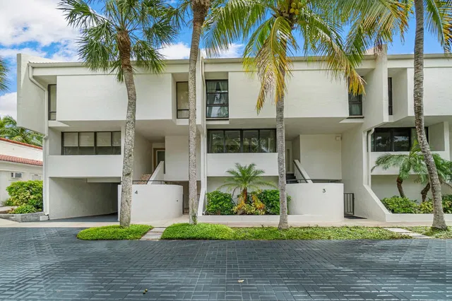 2335 S Ocean Boulevard #A-3