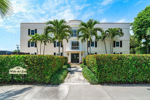226 Brazilian Avenue #2a