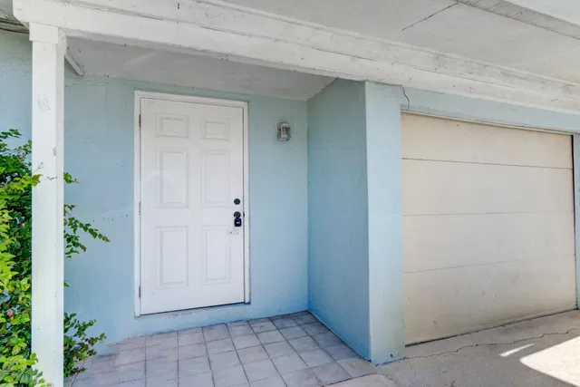  Residence photo 5