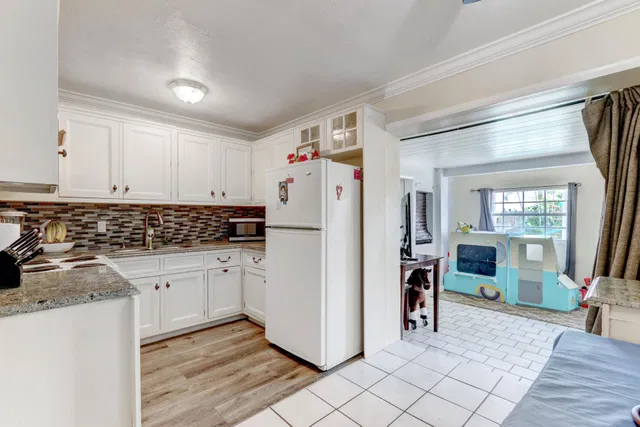  Residence photo 10