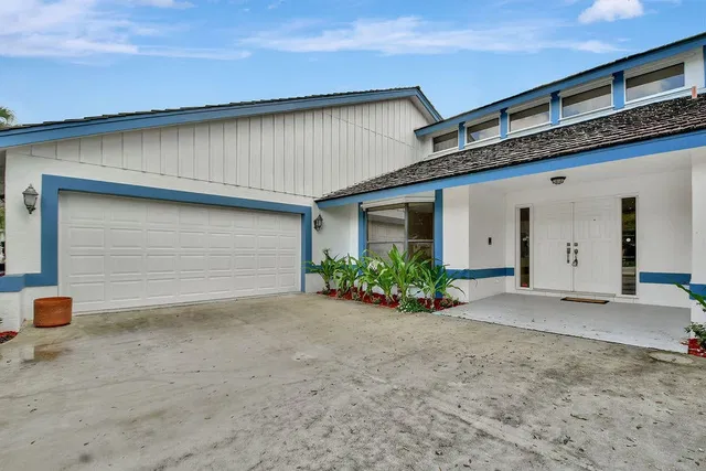 Residence photo 3