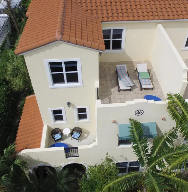 Villas on Antique Row Residence photo 23