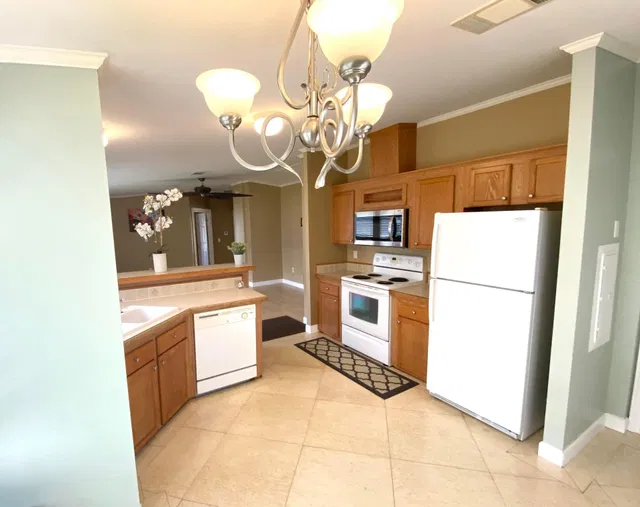 Residence photo 5
