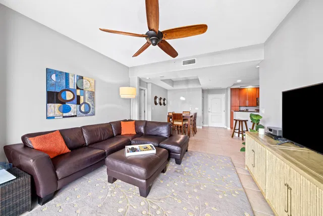 One City Plaza Unit 1026 photo 6