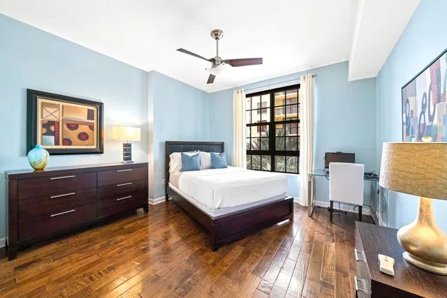 One City Plaza Unit 1026 photo 8