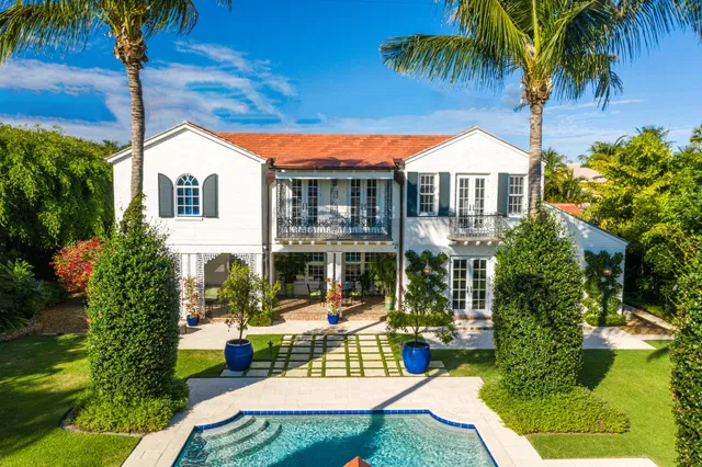 270 Queens Lane