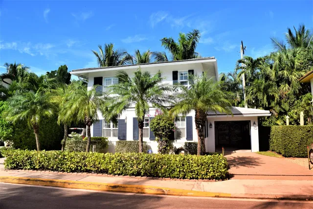 233 Oleander Avenue
