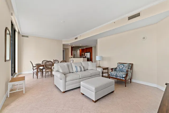 One City Plaza Unit 1104 photo 10