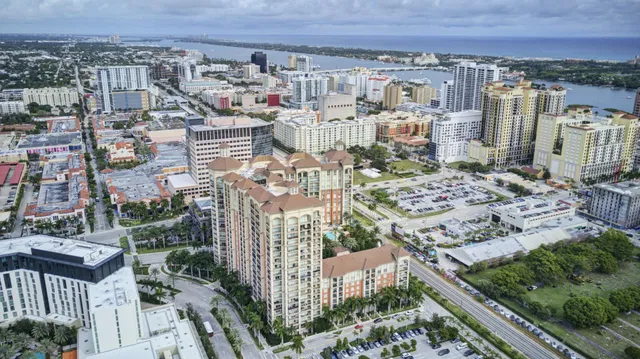 CityPlace South Tower Unit 328 photo 3