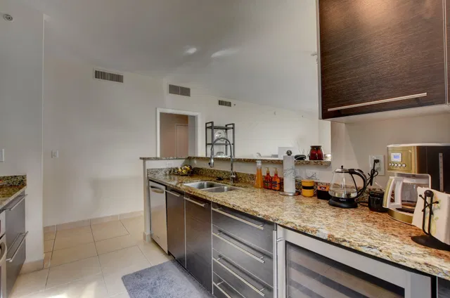 CityPlace South Tower Unit 328 photo 6